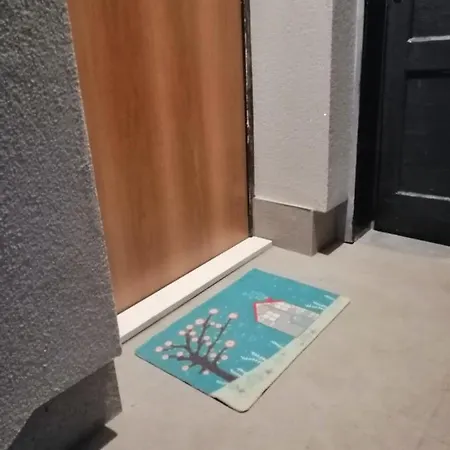 Shine Family Apartment
